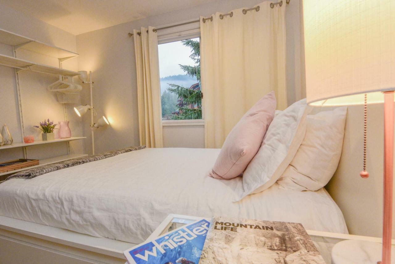 Newly Renovated Whistler Studio Ngoại thất bức ảnh