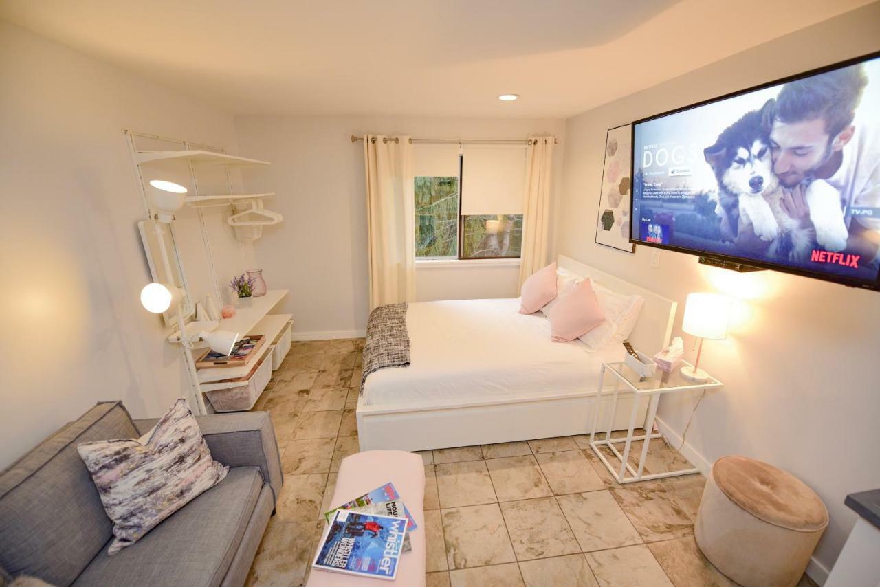 Newly Renovated Whistler Studio Ngoại thất bức ảnh