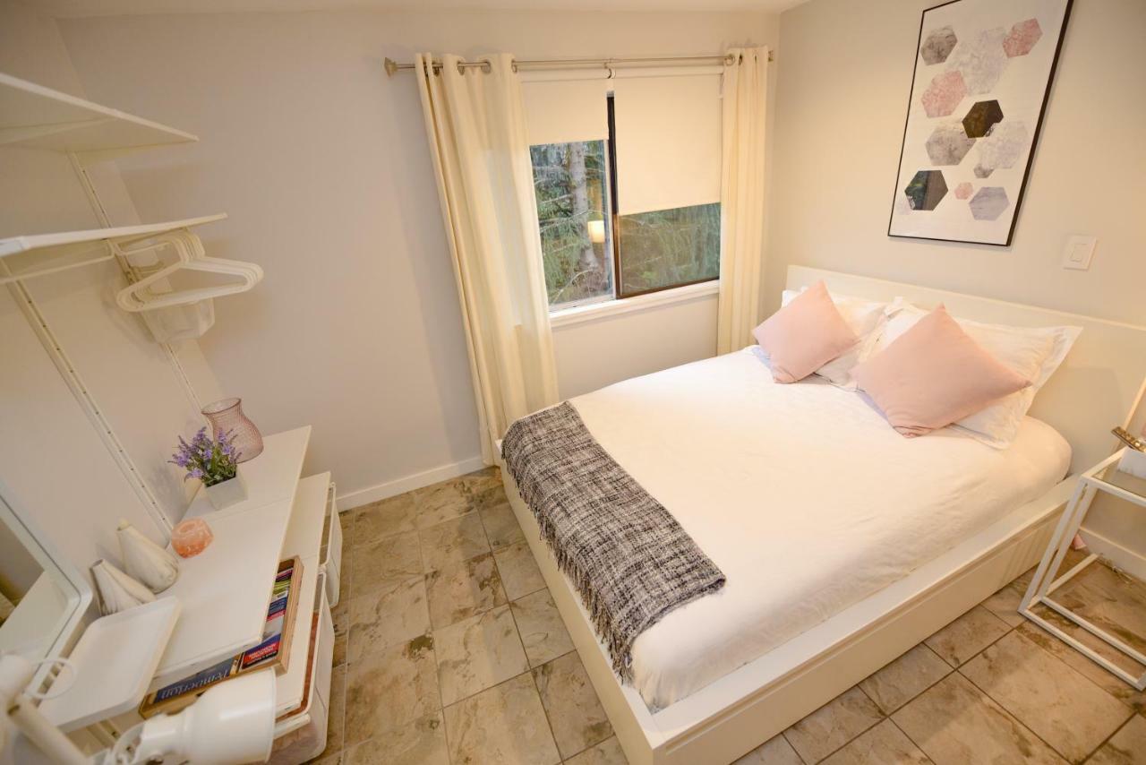 Newly Renovated Whistler Studio Ngoại thất bức ảnh